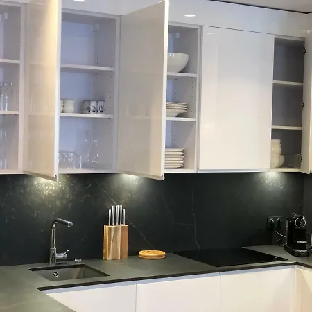 Luxe Et Confort - Proche Palais Et Plages - A/c Apartment