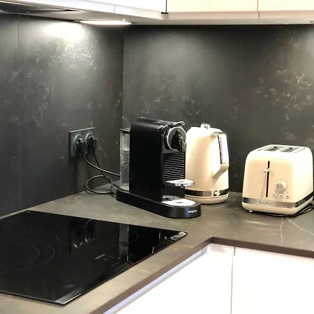 Apartment Luxe Et Confort - Proche Palais Et Plages - A/c