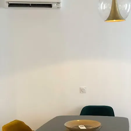 Appartement Luxe Et Confort - Proche Palais Et Plages - A/c *